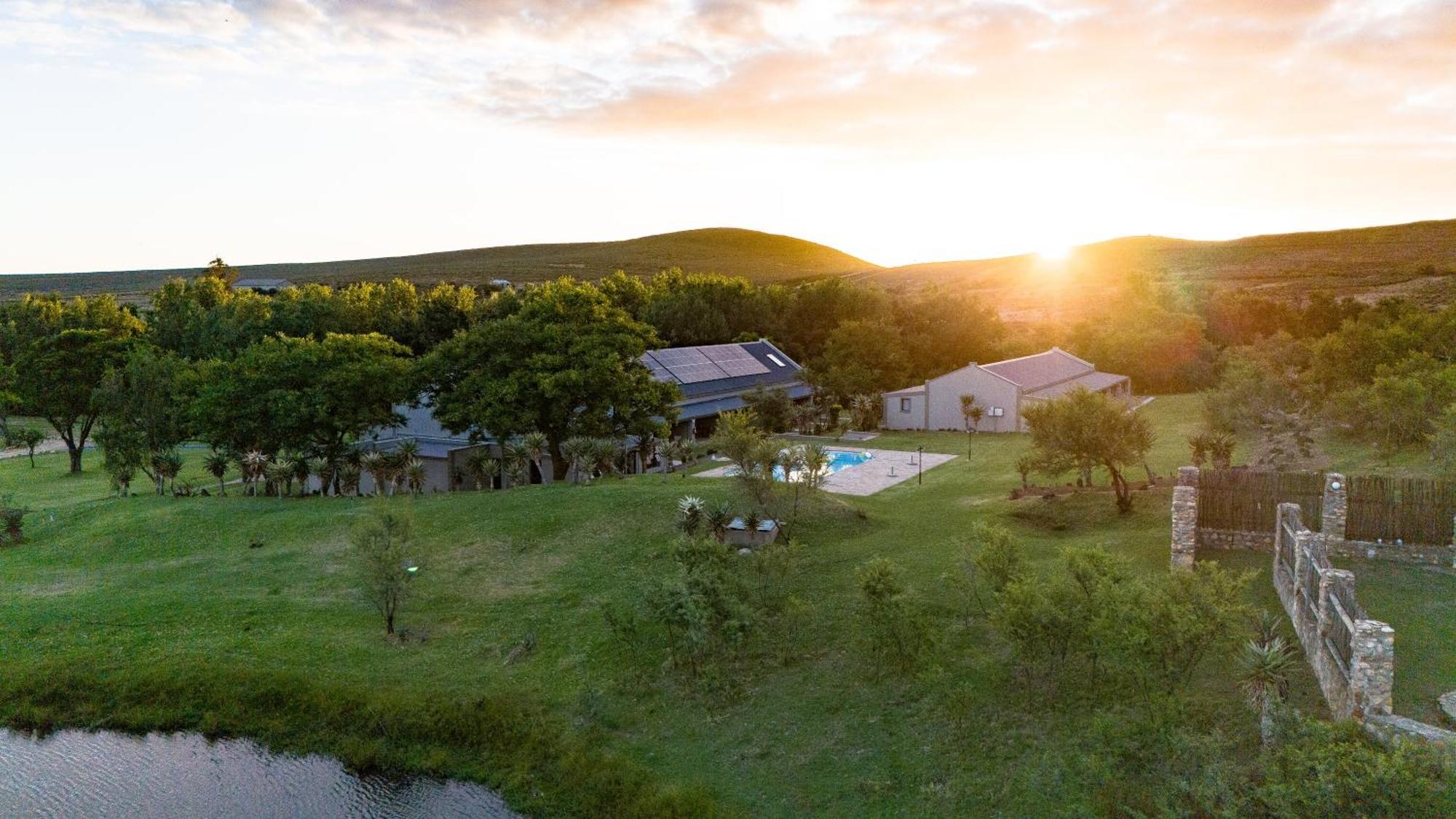 Swartberg Private Game Lodge Oudtshoorn Buitenkant foto