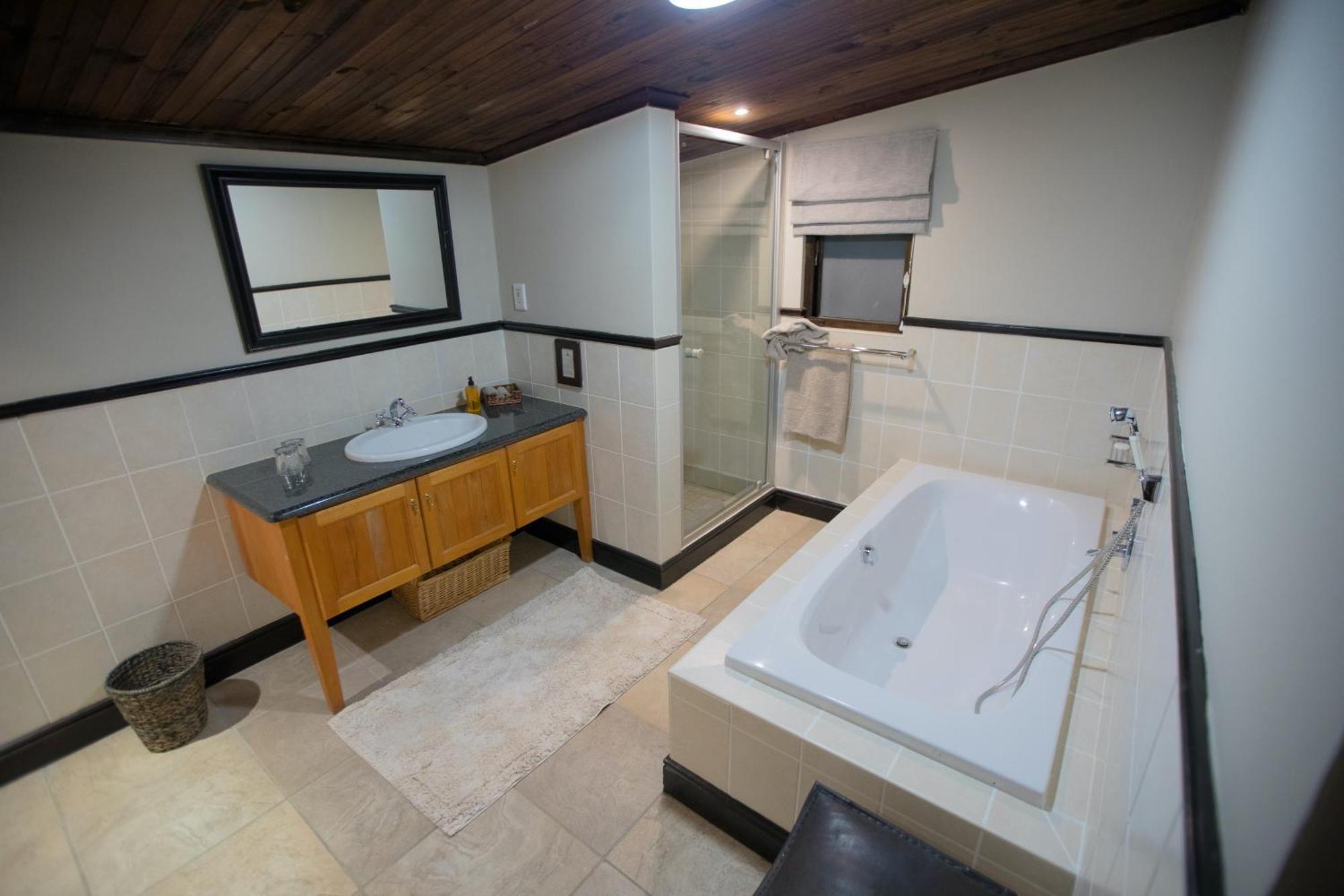 Swartberg Private Game Lodge Oudtshoorn Buitenkant foto